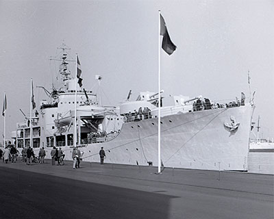 Marinens fartyg 1824–2006