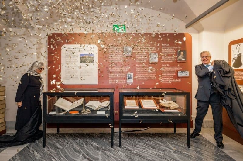 Utställningsmontrar med konfettiregn