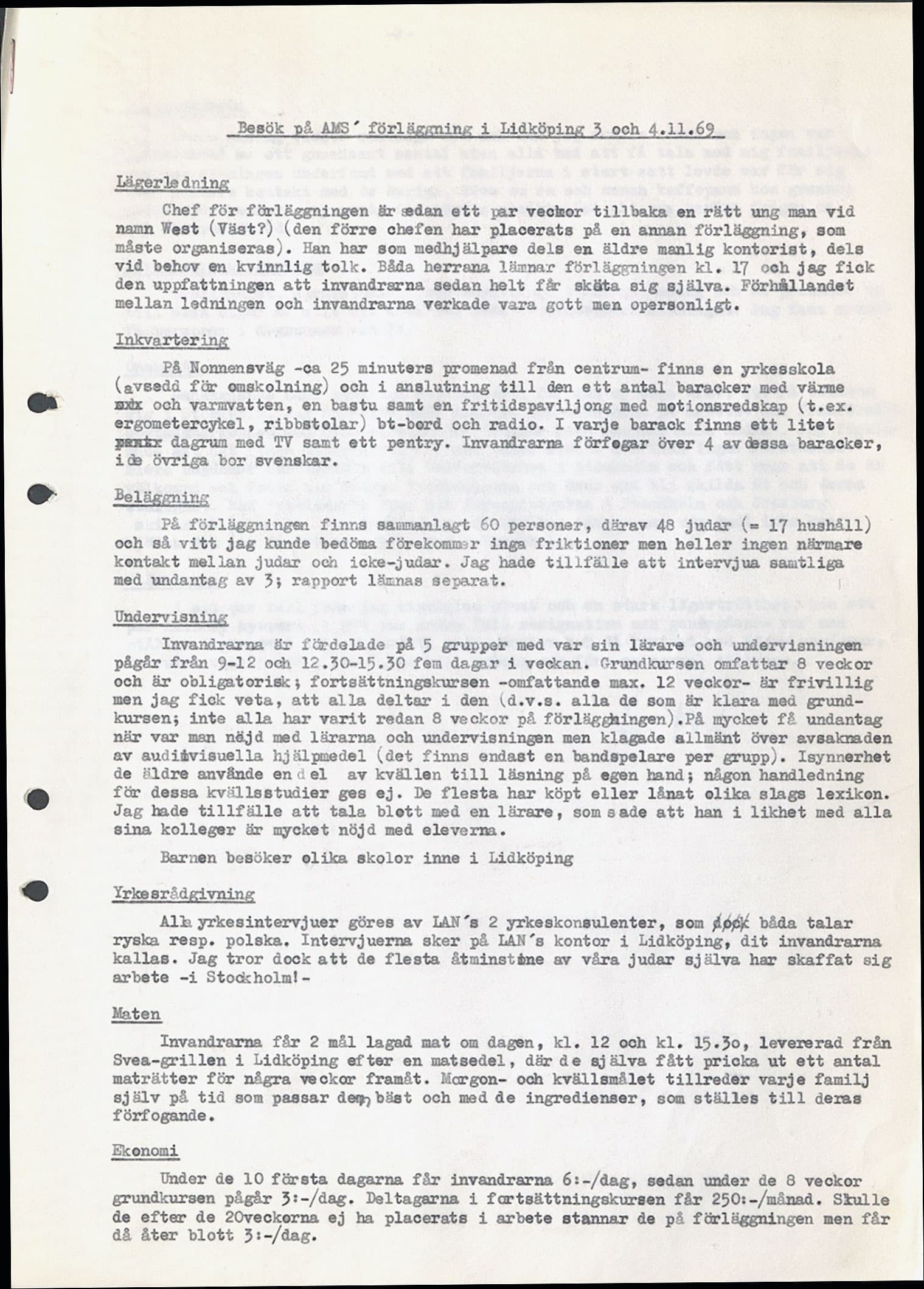 Maskinskriven rapport från 1969 om besök på en förläggning i Lidköping dit flyktingar från Polen kom.