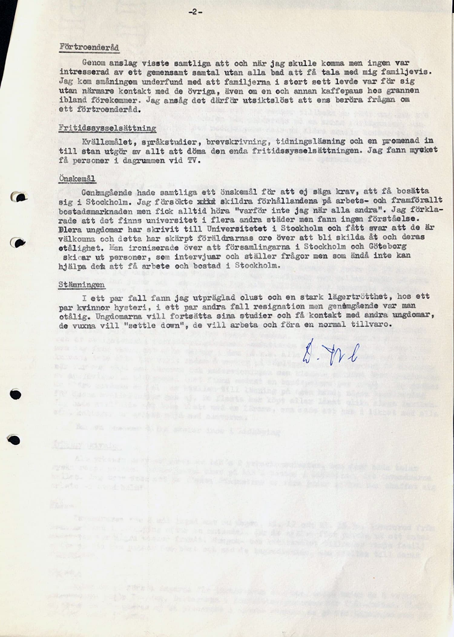 Maskinskriven rapport från 1969 om besök på en förläggning i Lidköping dit flyktingar från Polen kom.